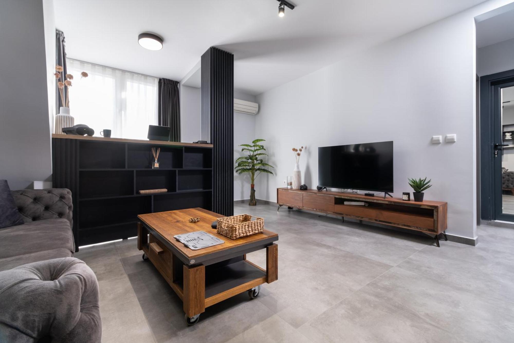 Chic 1Br Apartment With Balcony In พลอฟดิฟ ภายนอก รูปภาพ
