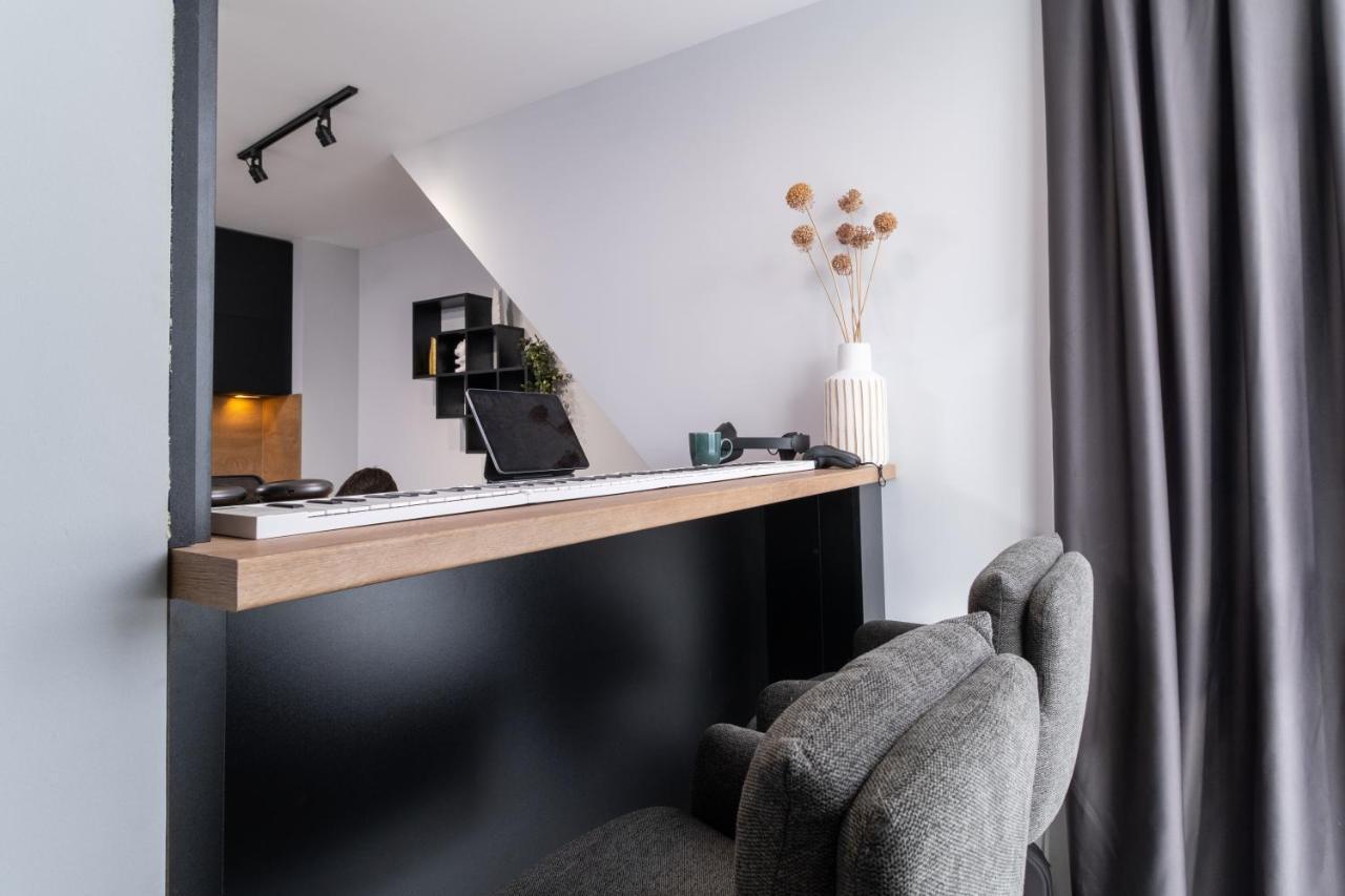 Chic 1Br Apartment With Balcony In พลอฟดิฟ ภายนอก รูปภาพ